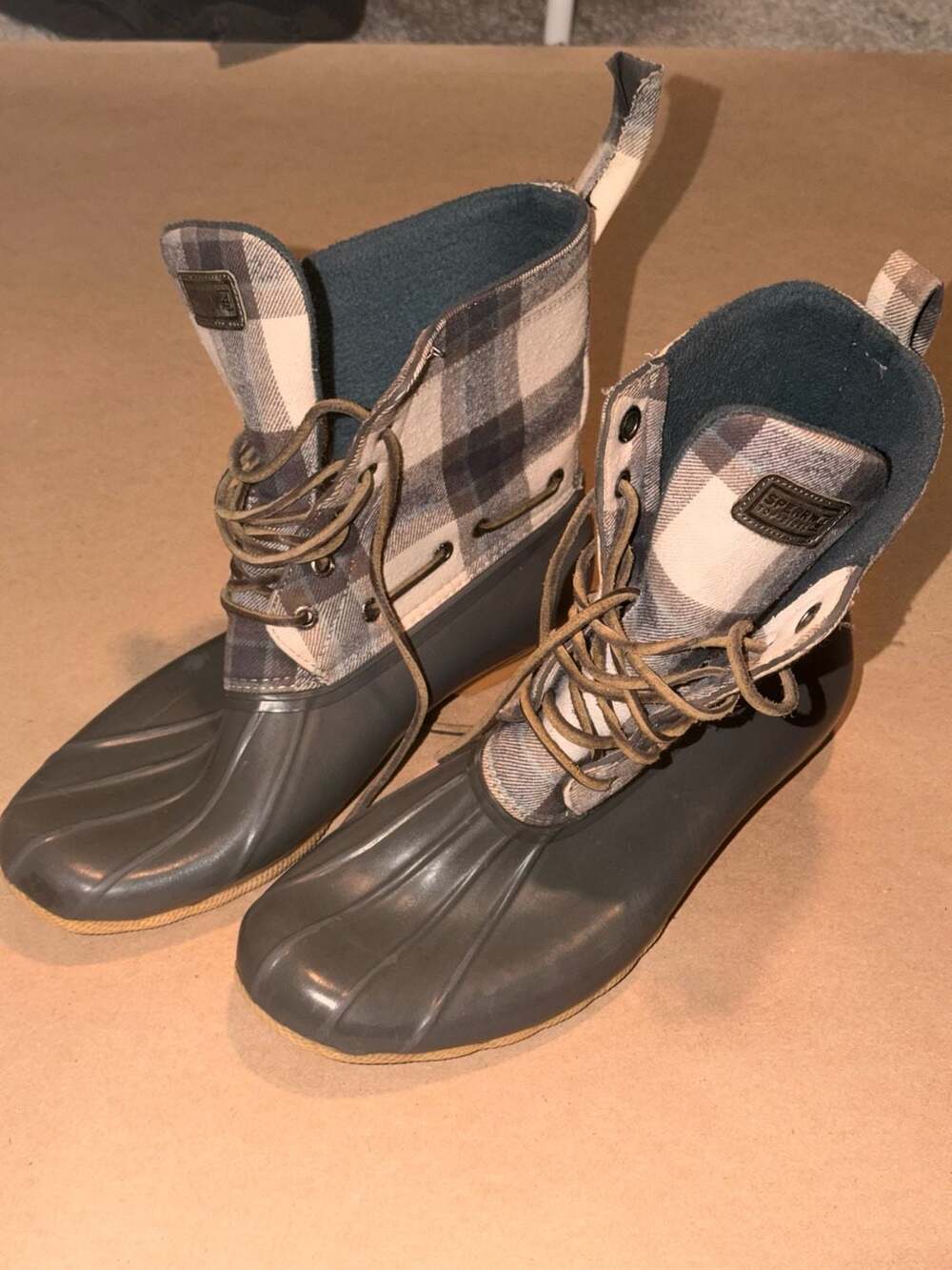 Sperry Saltwater Wool Plaid Duck Boot Grey Size 10womens